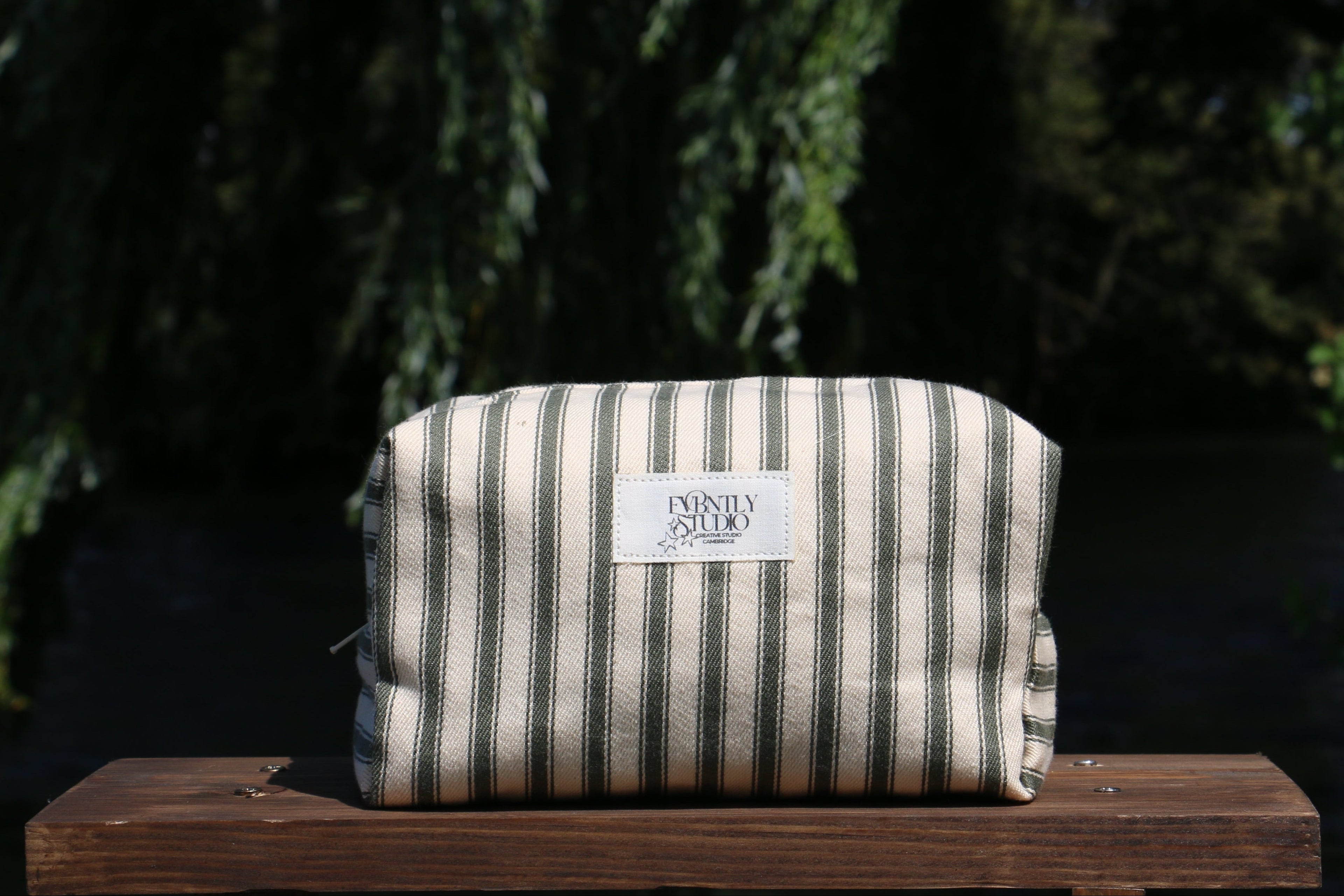 Makeup Pouch Sage Green