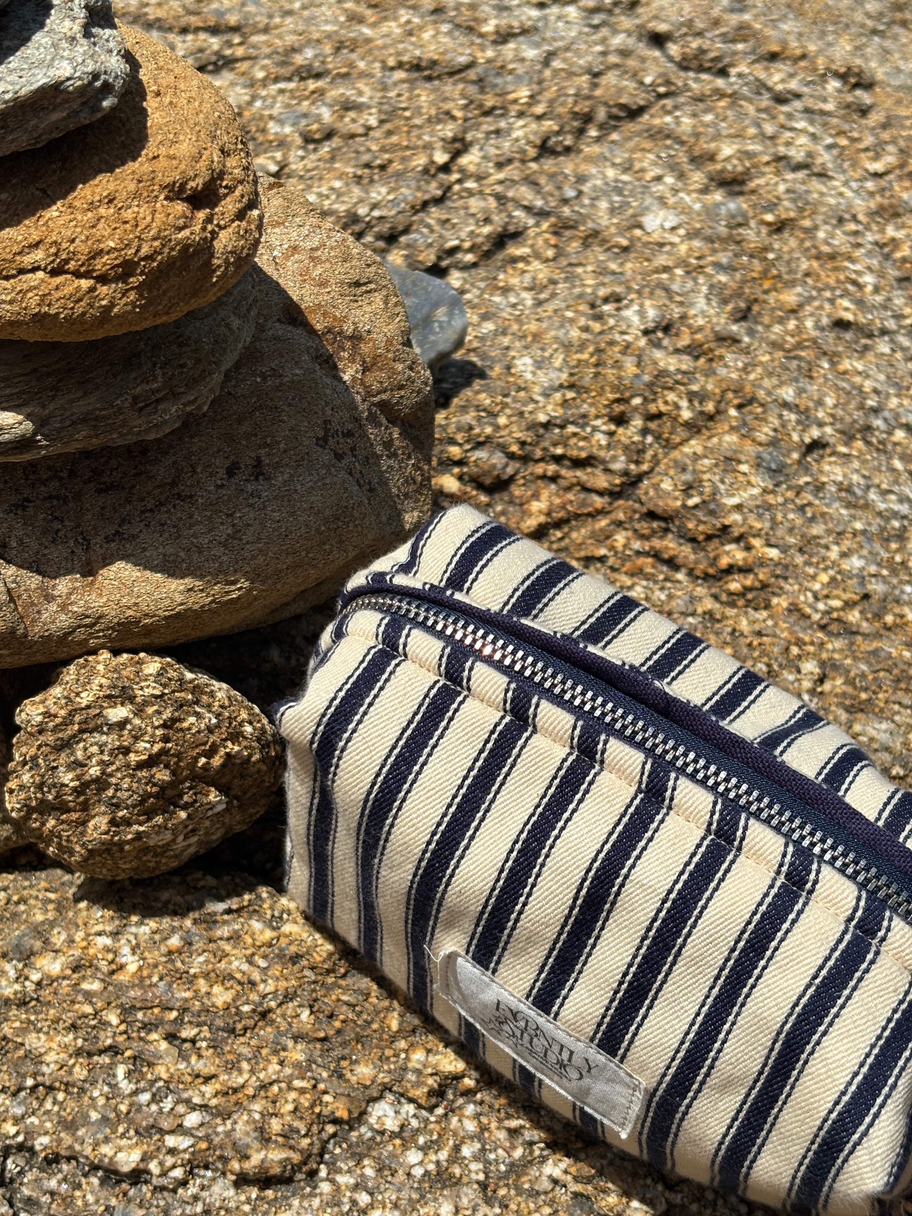 Mini Makeup Bag French Navy